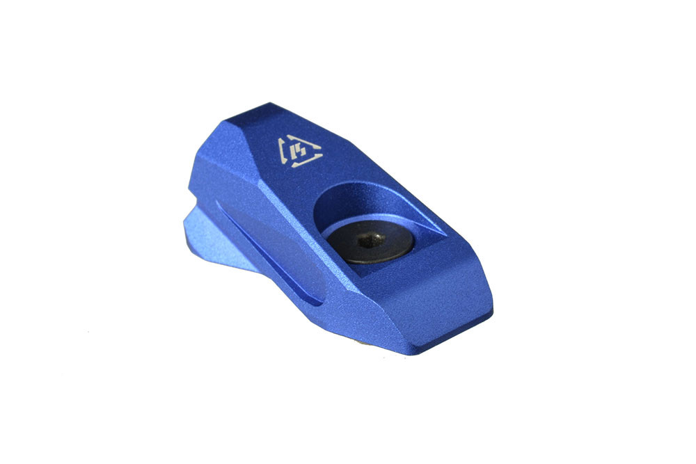 strike-industries-link-angled-qd-mount-in-blue_1