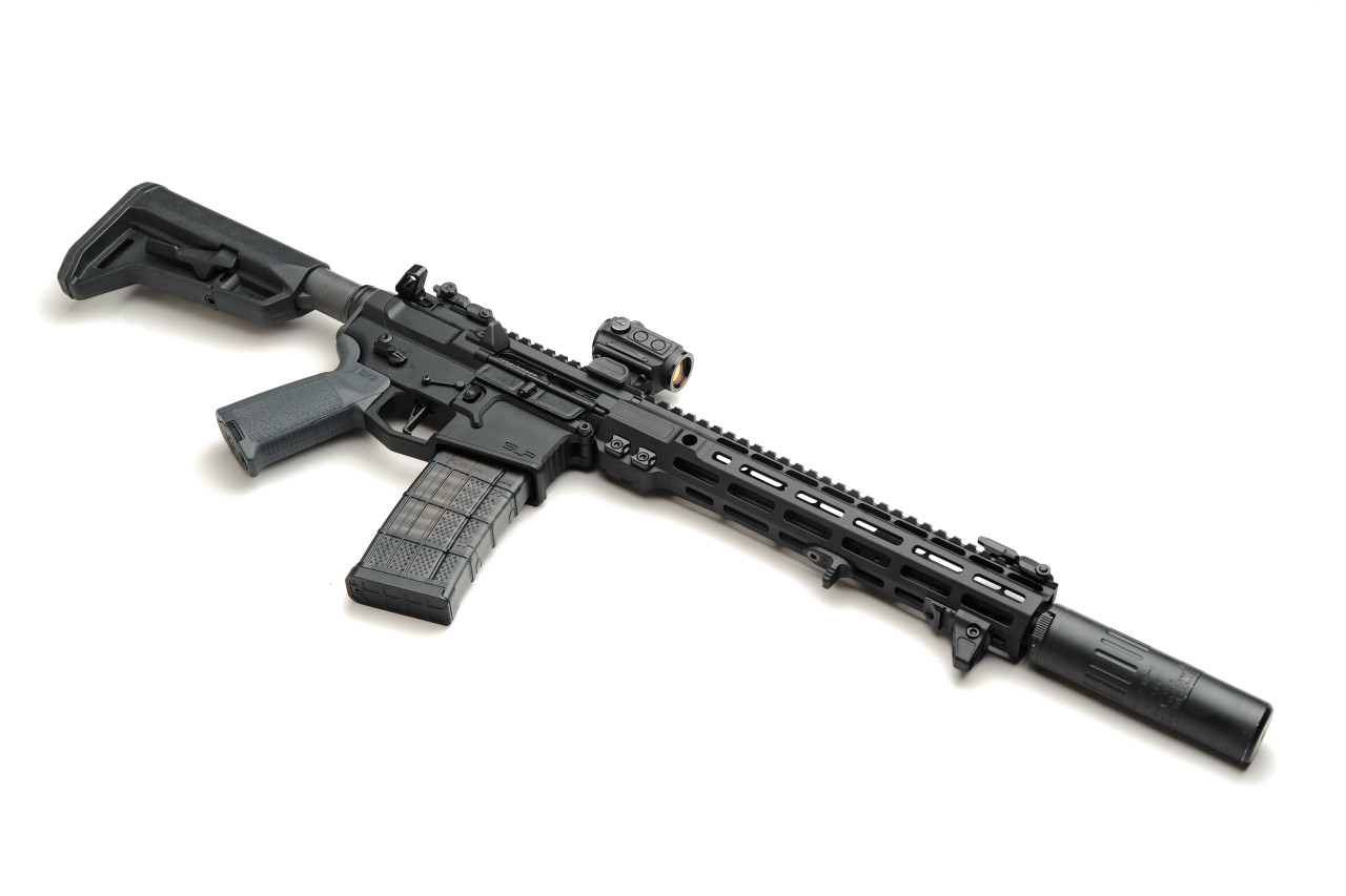 slr-rifleworks-11.7-inch-ion-m-lok-lite-handguard-1